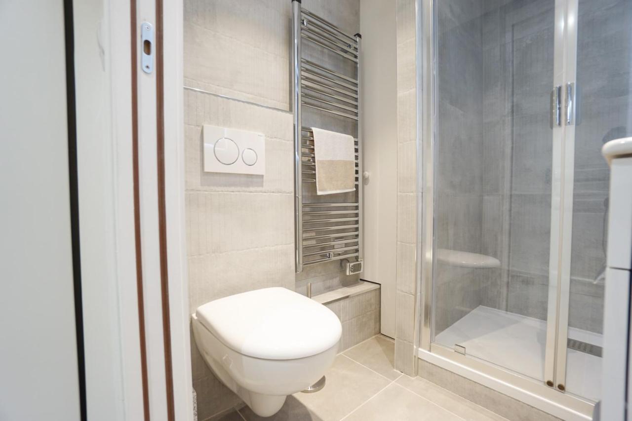 Modern Flat Close To The Eiffel Tower Paris Exterior foto