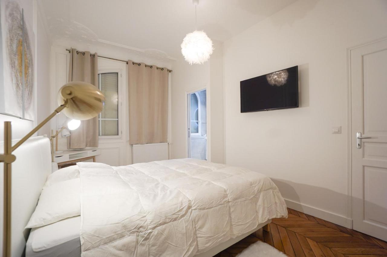 Modern Flat Close To The Eiffel Tower Paris Exterior foto