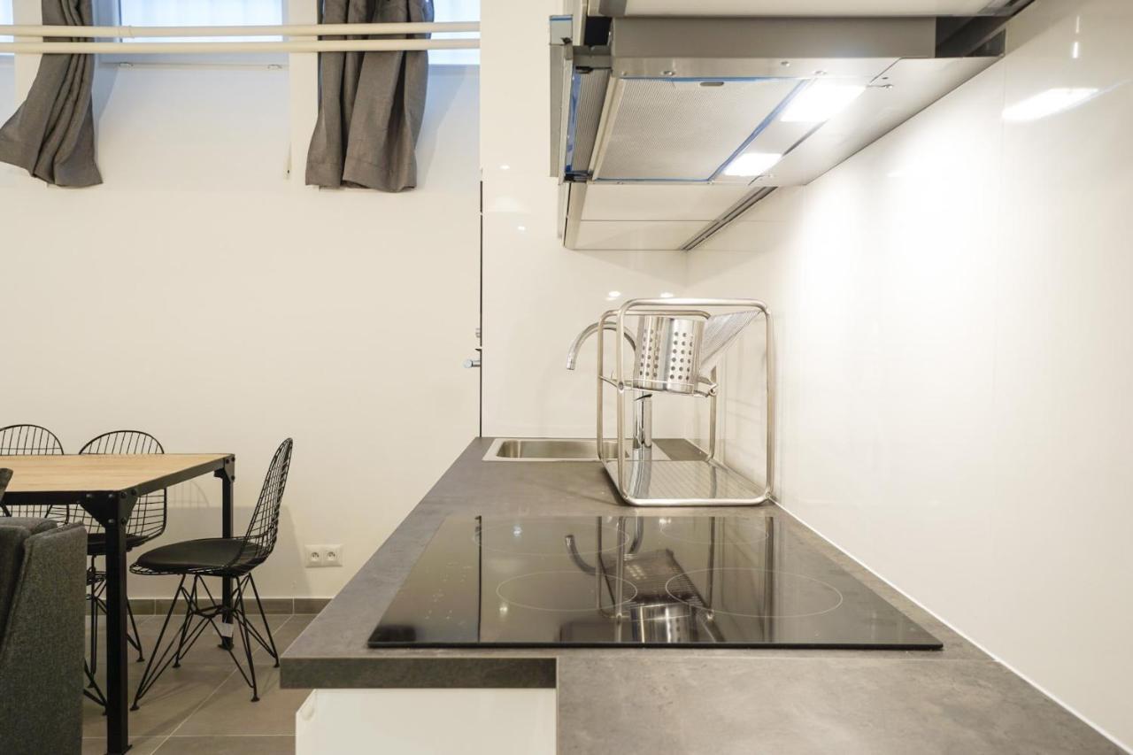 Modern Flat Close To The Eiffel Tower Paris Exterior foto