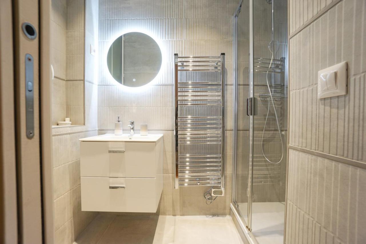 Modern Flat Close To The Eiffel Tower Paris Exterior foto