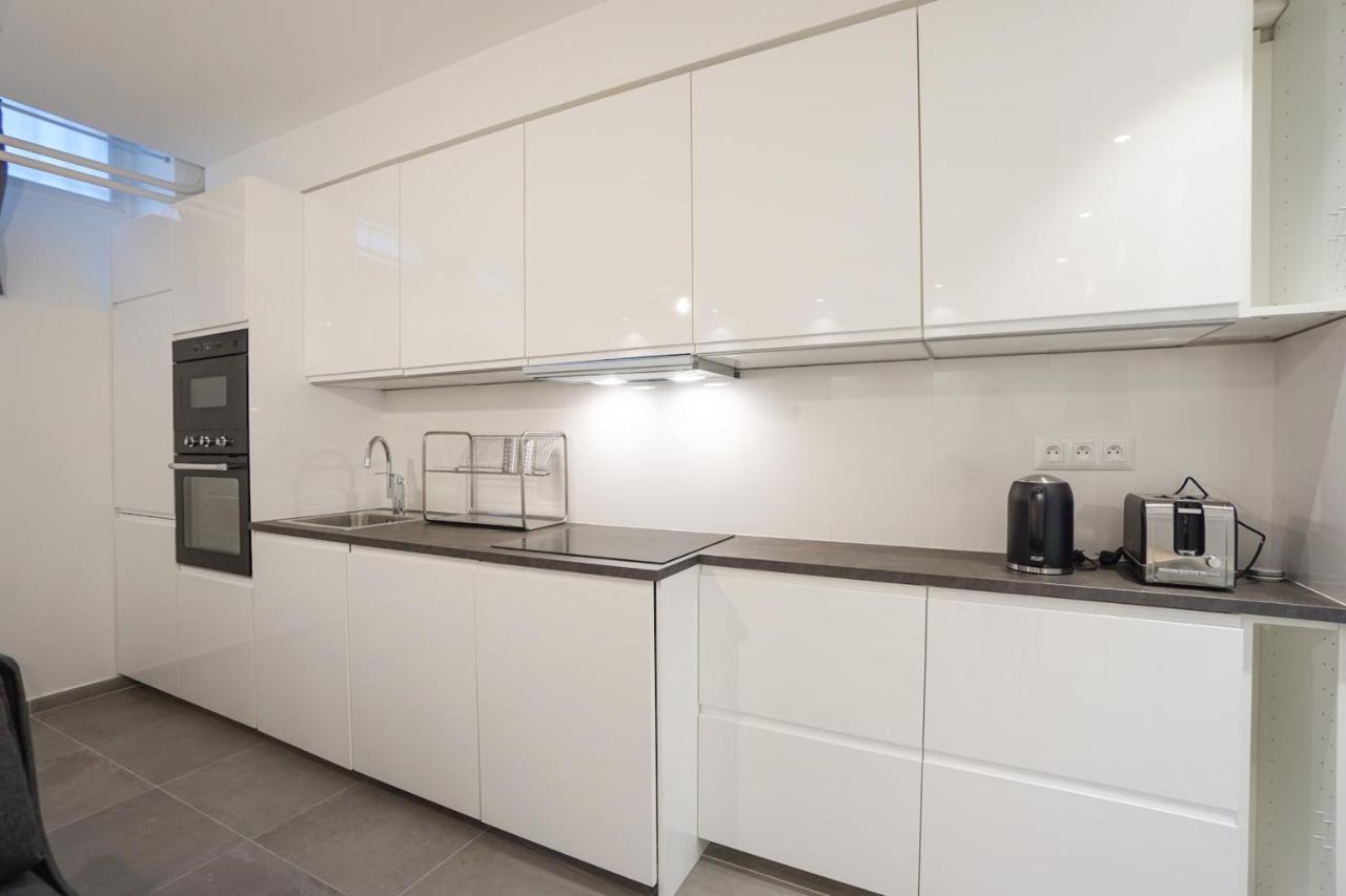 Modern Flat Close To The Eiffel Tower Paris Exterior foto