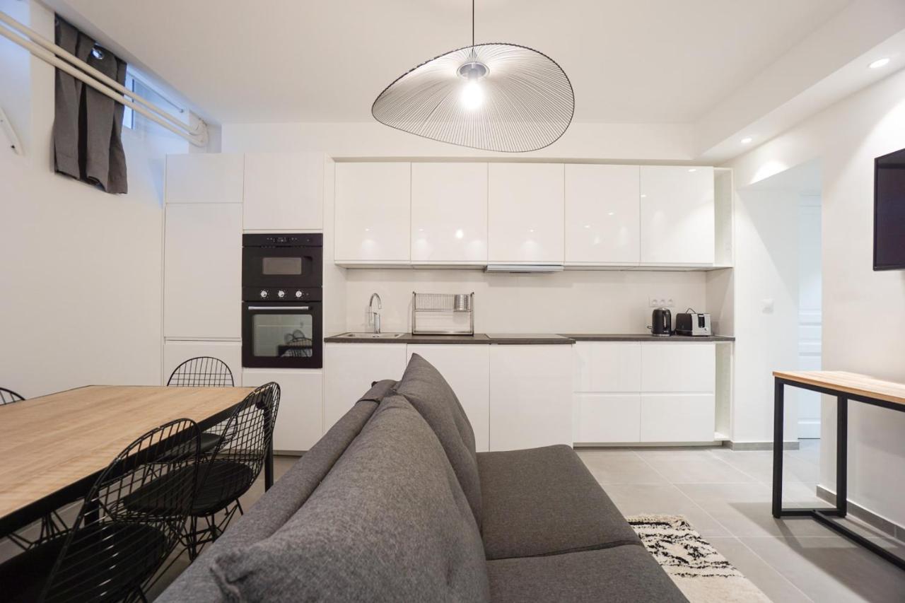 Modern Flat Close To The Eiffel Tower Paris Exterior foto